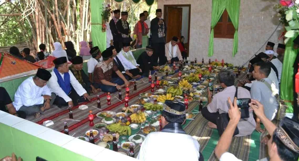 Kearifan Lokal: Identitas Bangsa yang Tak Lekang oleh Waktu